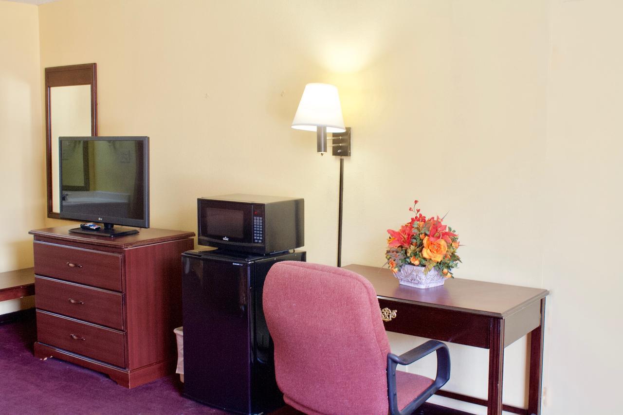 Rodeway Inn Monroe Zewnętrze zdjęcie